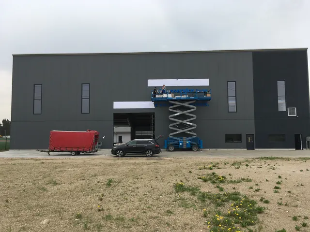 Leuchtreklame – DOHN Werbetechnik